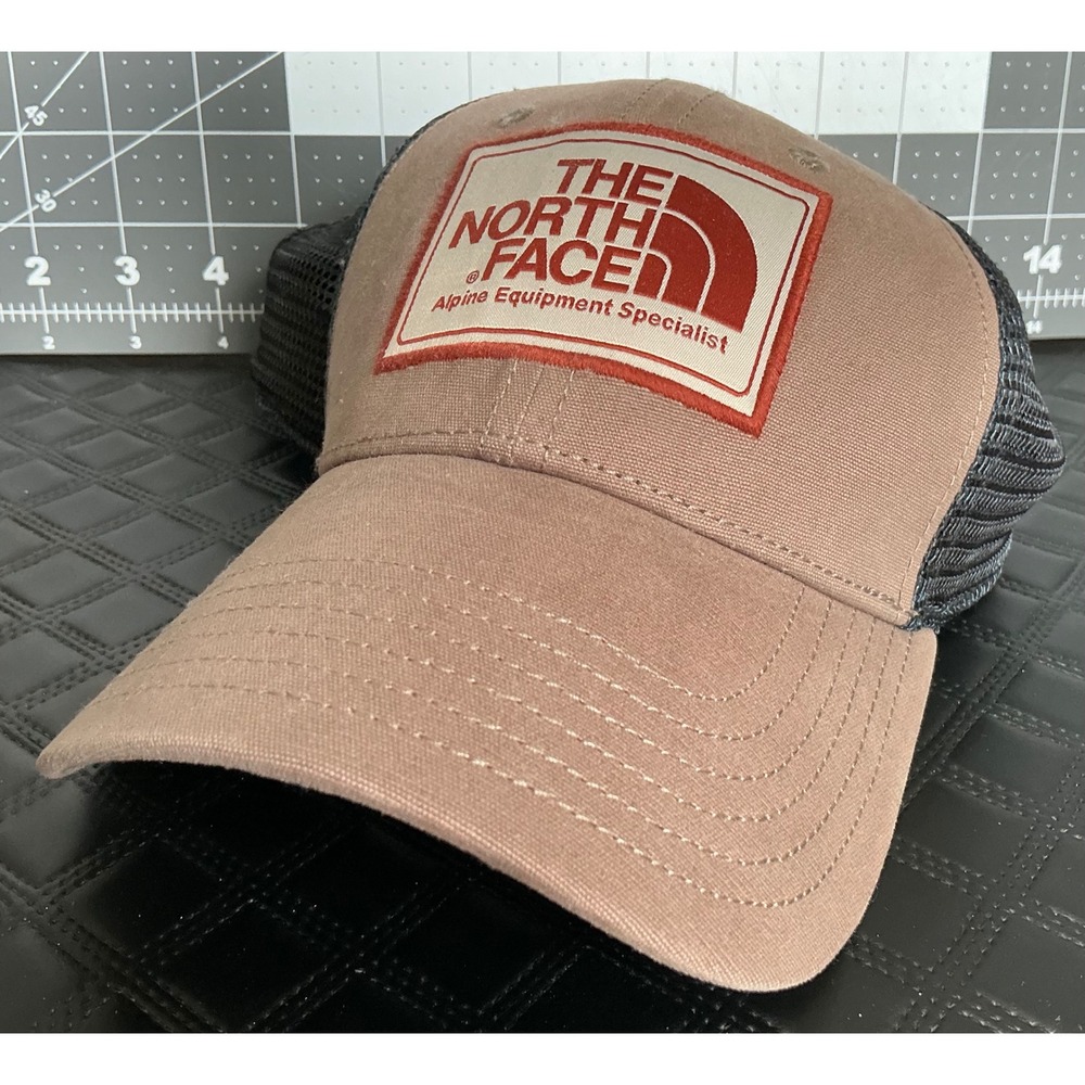 The North Face Alpine Equipment Specialist Trucker Hat Snapback Tan Black